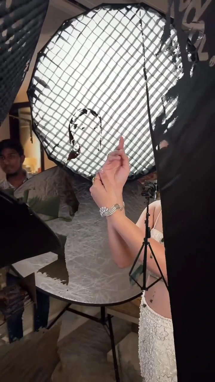 Bridal set, reflector fill