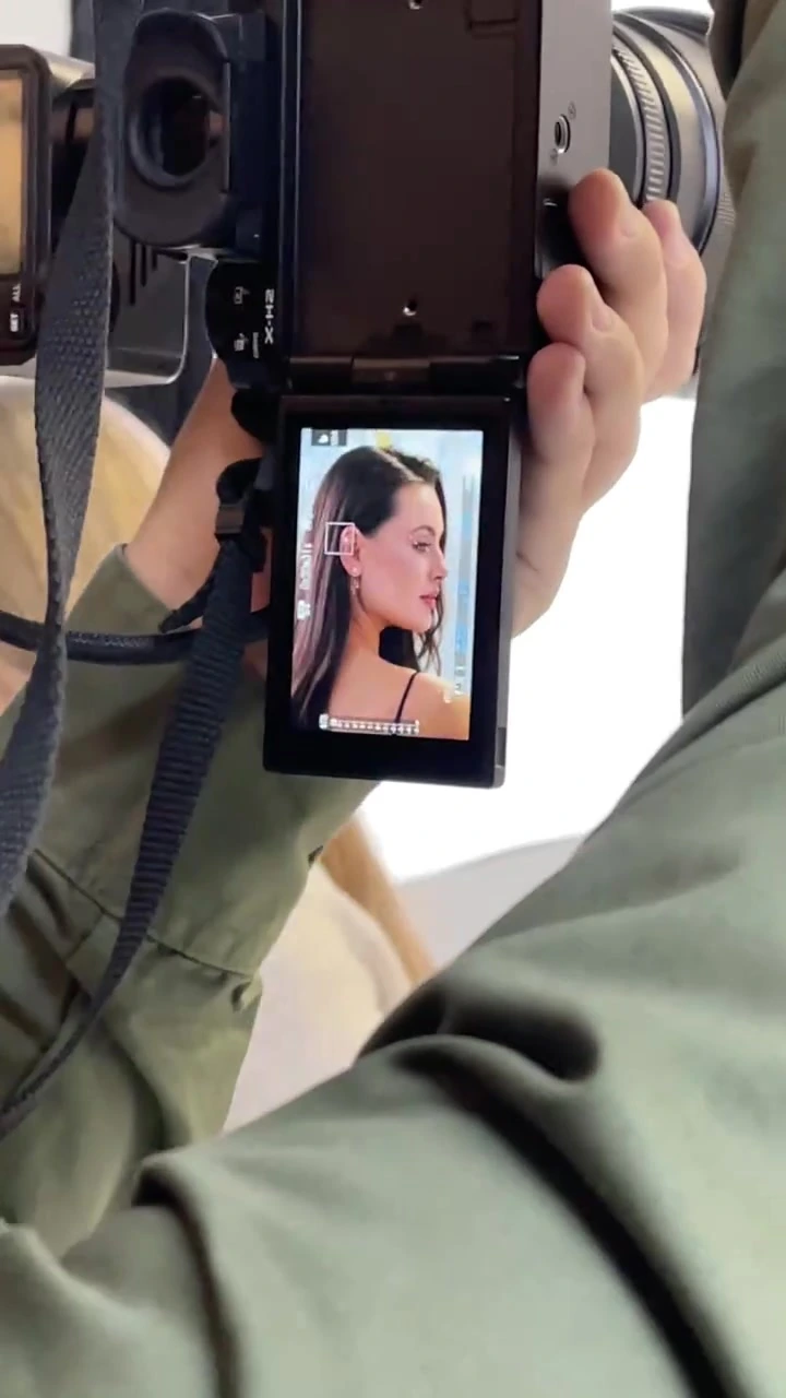 Portfolio session, tethered review